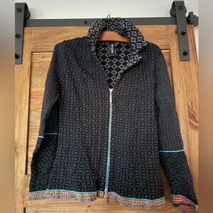 Eva & Claudi Zip Up vest  99% wool M